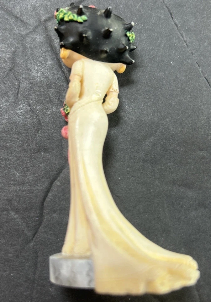 Vintage Betty Boop / The Danbury Mint / June Calendar Figurine - Image 2 of 3