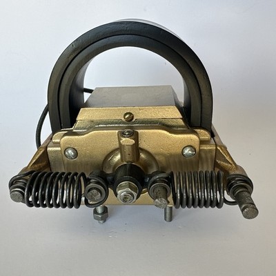 Refurbished Webster Tri Polar oscillator type K Magneto Hit Miss Gas Engine 