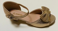 FANCY GIRLS Low Heels. Pumps. SHINY GOLD SHIMMER Dress Shoes. NIB. 2 1/2 - 3.
