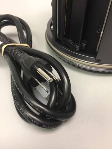 Apple Mac Pro A1481 Late 2013 !NO HHD NO MEMORY! AS IS For Parts or Repair - Picture 16 of 20