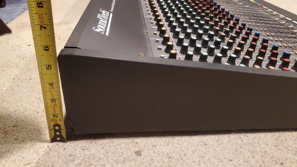 24チャンネルミキサー Soundtech ST244 Sound-tech Professional Mixing Console 24 x 4 ST244 for Sale