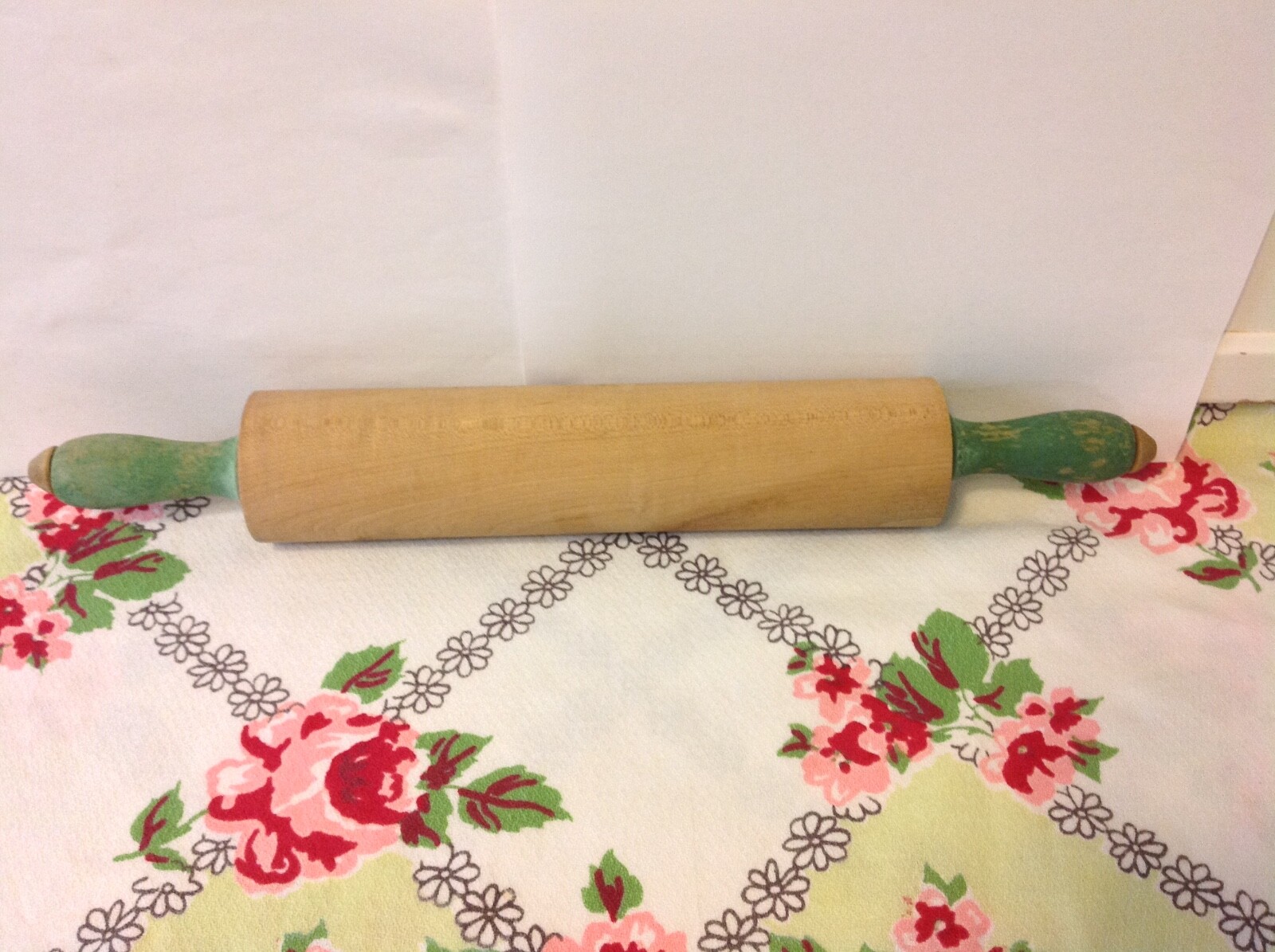 Vintage Munising Wood Rolling Pin Green turn Handles Primitive Maple eBay