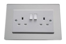 DOUBLE SOCKET FINGER PLATE SURROUND MIRROR SILVER CHROME FREE P & P