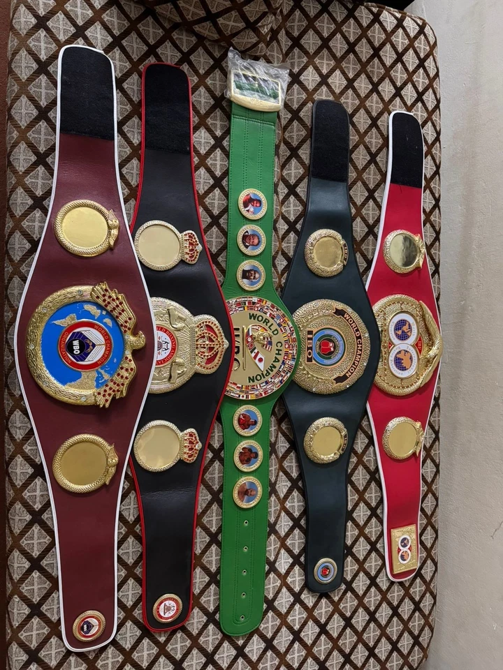 Juego de todos los cinturones de título de campeonato de boxeo tamaño adulto 3D WBC, IBF, IBO, WBO, WBA Foto 2 de 4