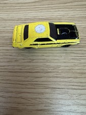 Auto World NEW 1970 YELLOW Dodge Challenger T...