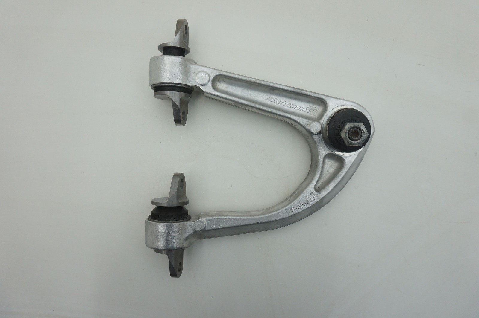 Right Front Upper Control Arm Wishbone RH 11B0044CP McLaren 650s Spider 2016