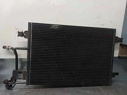 8D0260401H KONDENSATOR / KÜHLER DER KLIMAANLAGE KONDENSATOR / 3677786 FÜR VOLKSW