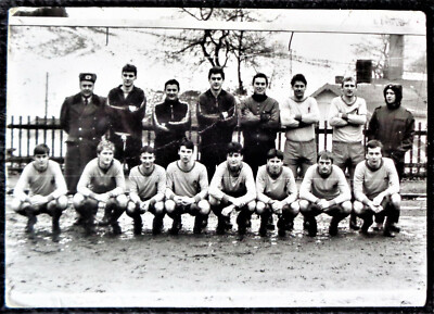 RARES FUSSBALLFOTO 2  s.w. E. VOGEL KROSTITZ HENNIG FRIEDRICH ASG BAD SALZUNGEN