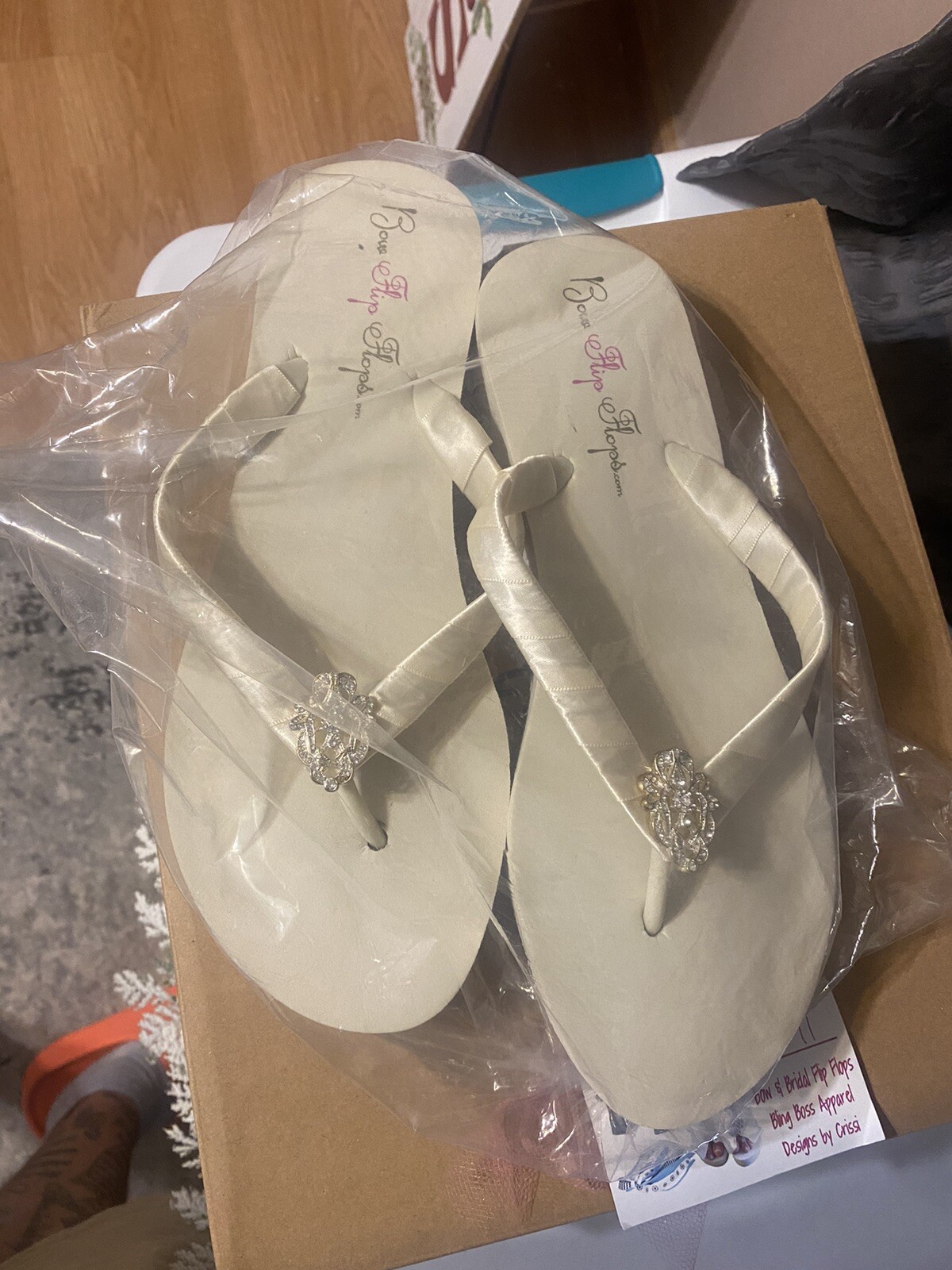 Bridal Wedding Flip Flops Size 11 Comfortable Beach Sandals-image