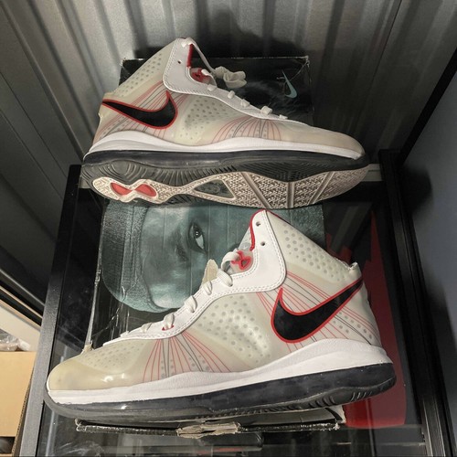 Size 9.5 - Nike Lebron 8 V/2 Home 2011 