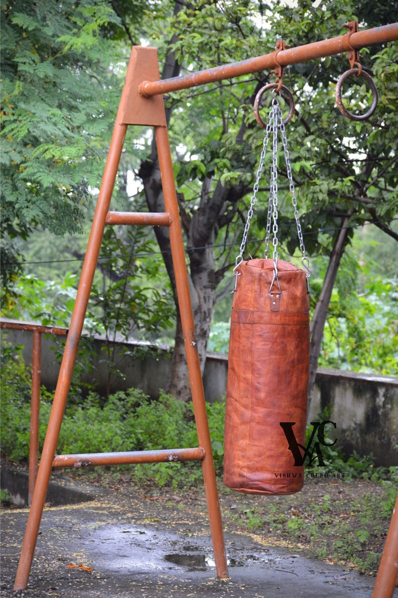 Discover 143+ muay thai heavy bag stand best xkldase.edu.vn