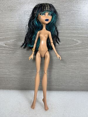 Monster High Cleo De Nile Fashion Doll with Blue Streaked Hair, Accessories  & Pet Dog