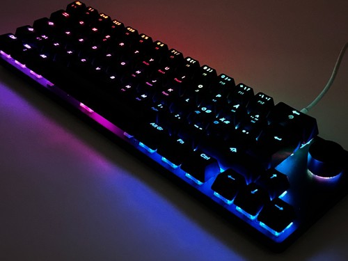 Used Original LOOP Compact RGB Mechanical Gaming Black Keyboard Red Switches - Afbeelding 2 van 14