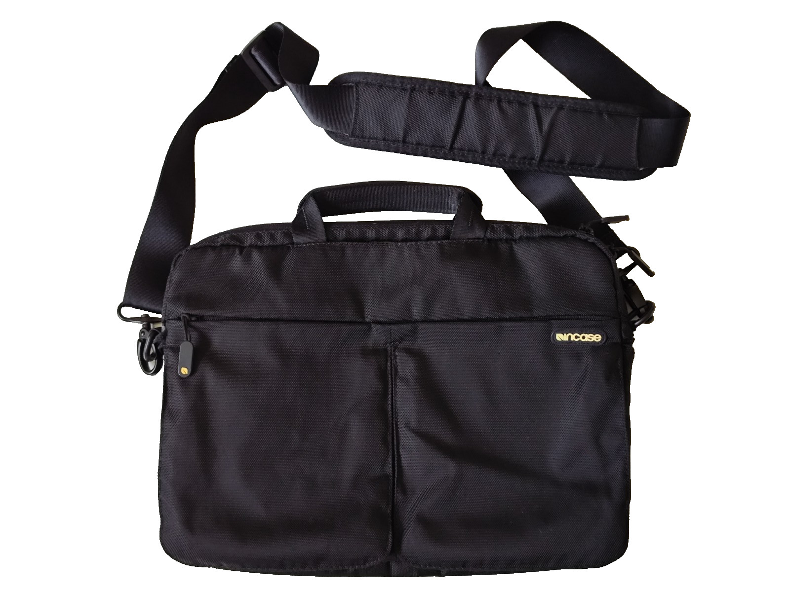 Incase Compass Brief 13-inch  with Flight Nylon 3L Solid Black  Adjustable Strap