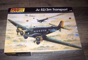 1/48 REVELL WW2 GERMAN JUNKERS JU52/3 AIRCRAFT & PHOTO ETCH EXTRA