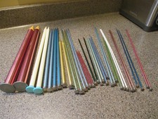 Lot of 17 pairs Knitting Needles Sizes Jumbo, 17, 13, 11, 9, 8, 7, 6, 5  3