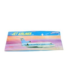 NU-BEE Kits Jet Airliner Yak-40 1:100 Scale Model NB 205 Made in GDR 1990 Boxed.