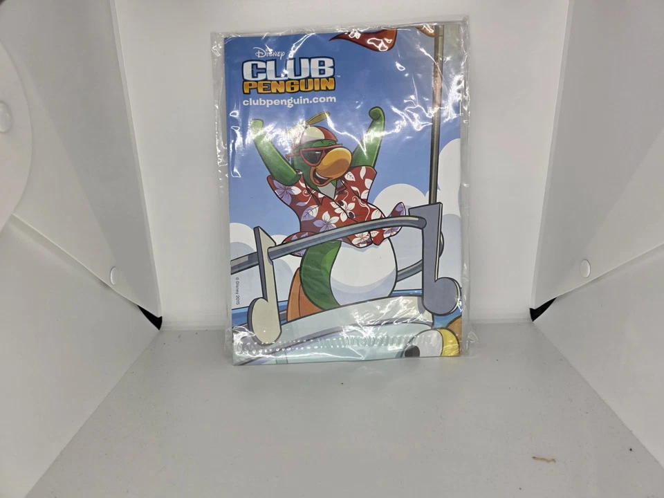 Disney Club Penguin Magazine With fantastic gifts hockey game - Image 2 of 2
