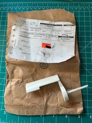 NOS GENUINE OEM TORO LAWNBOY AIRVANE SHAFT ASM # 104-4430