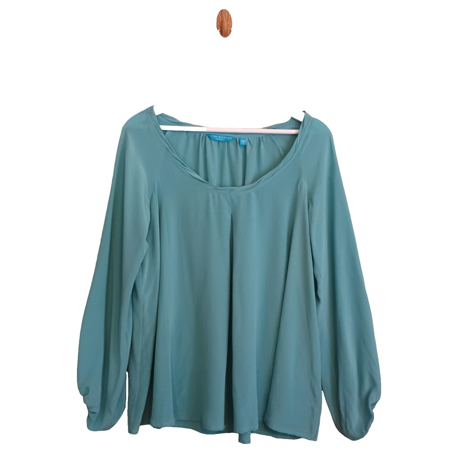 Prendas para el torso informales para mujeres Tori Richard