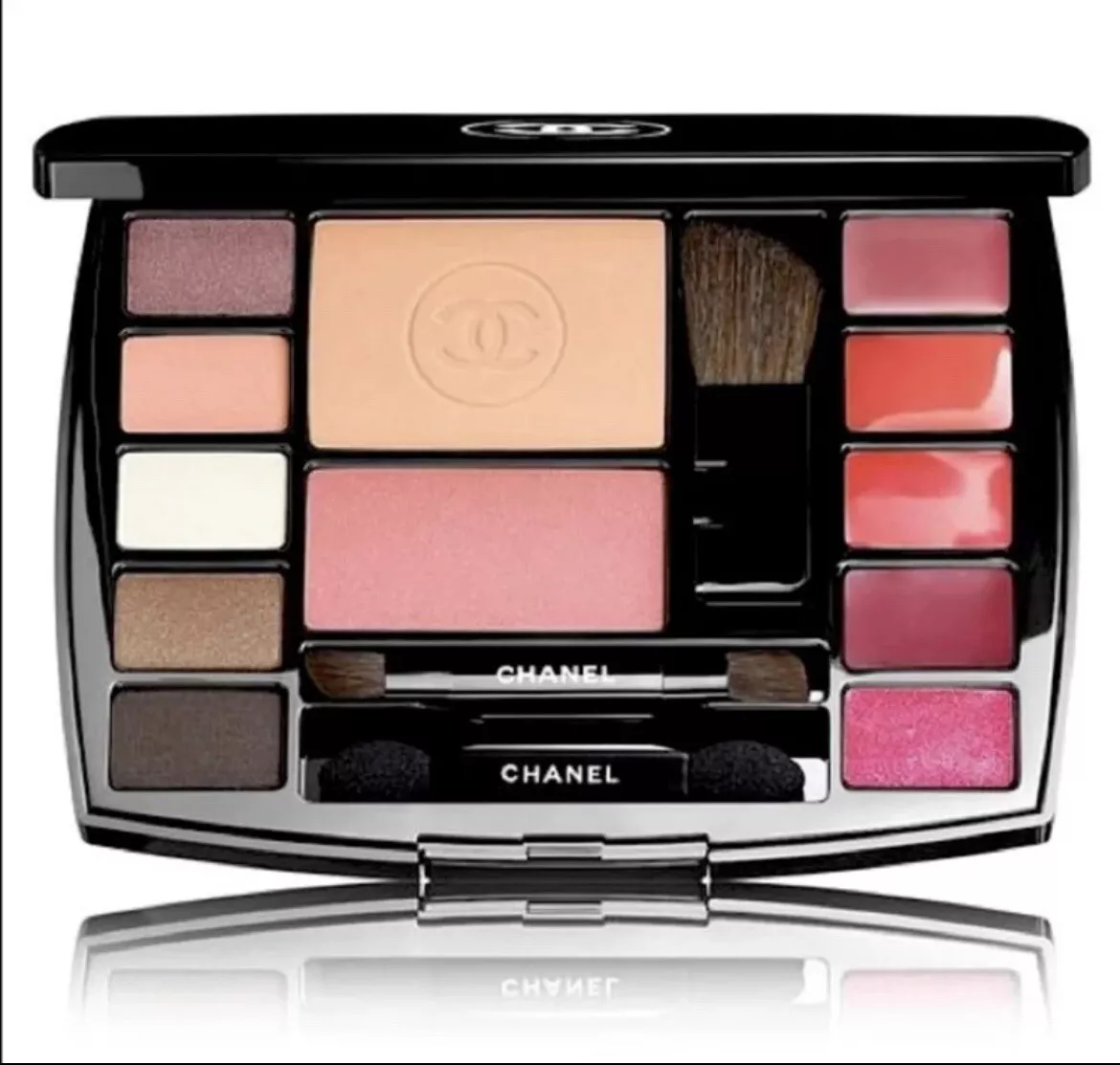 CHANEL, Makeup, Brand New Chanel Eye Essentials Set