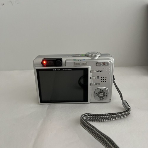 Vivitar Vivicam 8300s 8.1MP Compact Digital Camera Silver Tested W/Battery &card - Picture 7 of 8