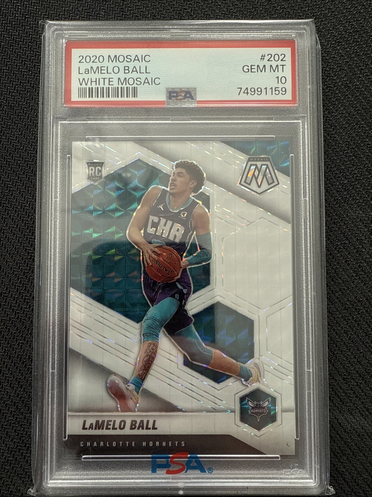 2020-21 Panini Mosaic LaMelo Ball #202 White Mosaic RC /25 PSA 10 GEM MT Hornets