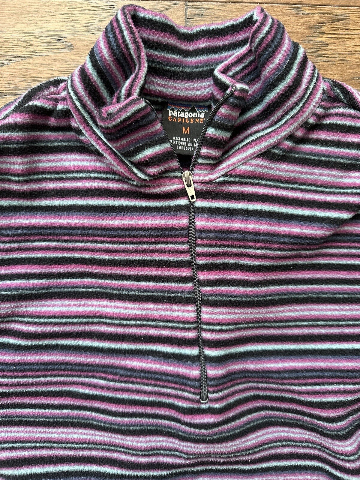 Women’s Patagonia Mid Layer Quarter Zip - image 4