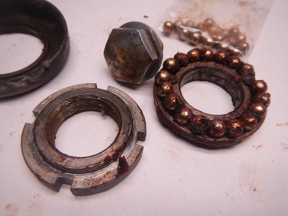 Triple Tree Top Nut Bearing Lot 1978 Suzuki GS550 78 GS 550 E 78 79 ...