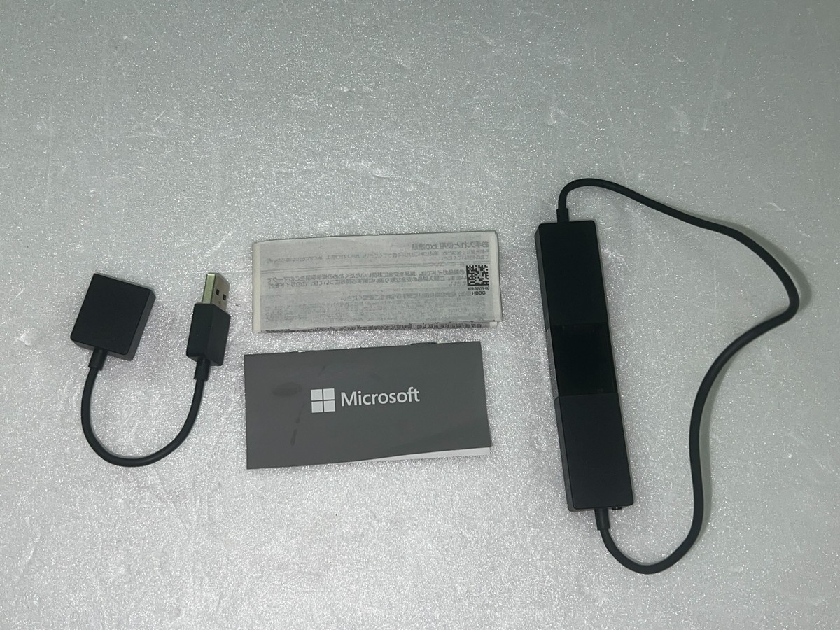 Wireless Display Adapter Microsoft P3Q-00009 model 1733