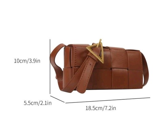 Fashionable Shoulder Bag With Decorative Buckle - Picture 8 of 8