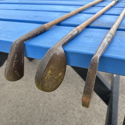 Antico putter mazza da golf in legno HICKORY SHAFT MANICO IN PELLE -Niblick -ferro medio - Foto 1 di 21