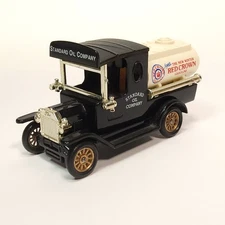 VTG Lledo Ford Model T Red Crown Gasoline Standard Oil Chevron Made in England