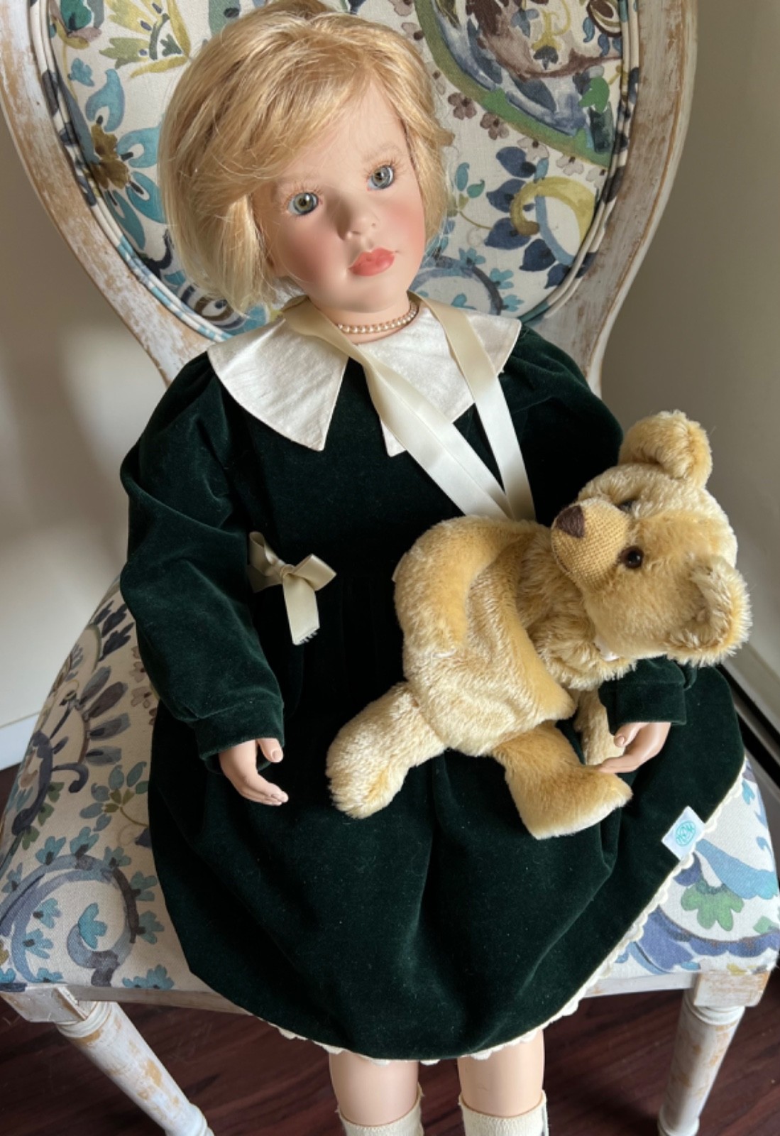 Vera Scholz, "Calisa"(manufactured in Waltershausen doll company)