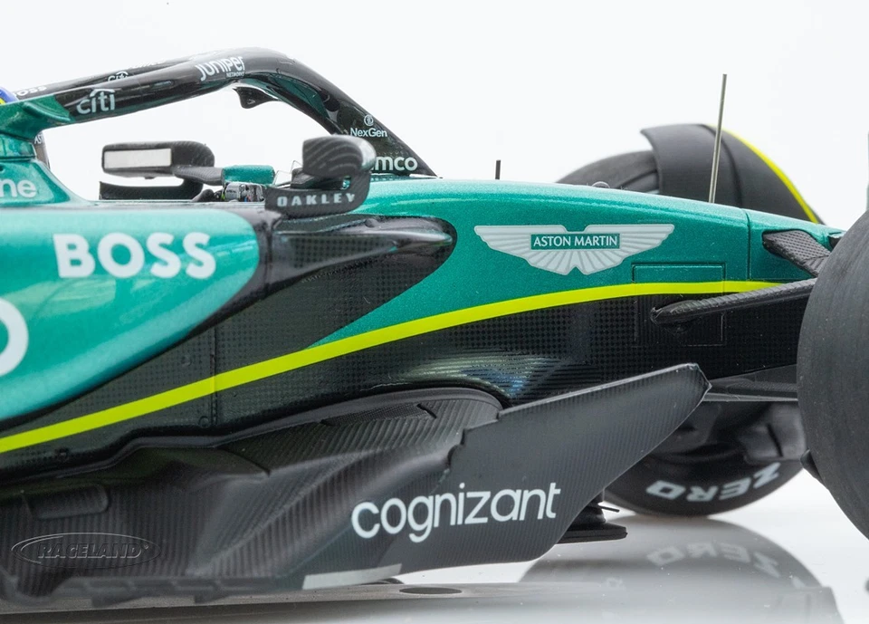 Aston Martin AMR24 F1 Aramco Cognizant GP Saudi Arabien Alonso Spark 1:18 18S992 - Bild 4 von 4