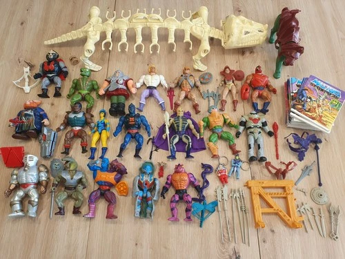 Vintage MOTU Lot Scare Glow Hordak Battle Cat Two-Bad + 19 Figures Weapons Comic