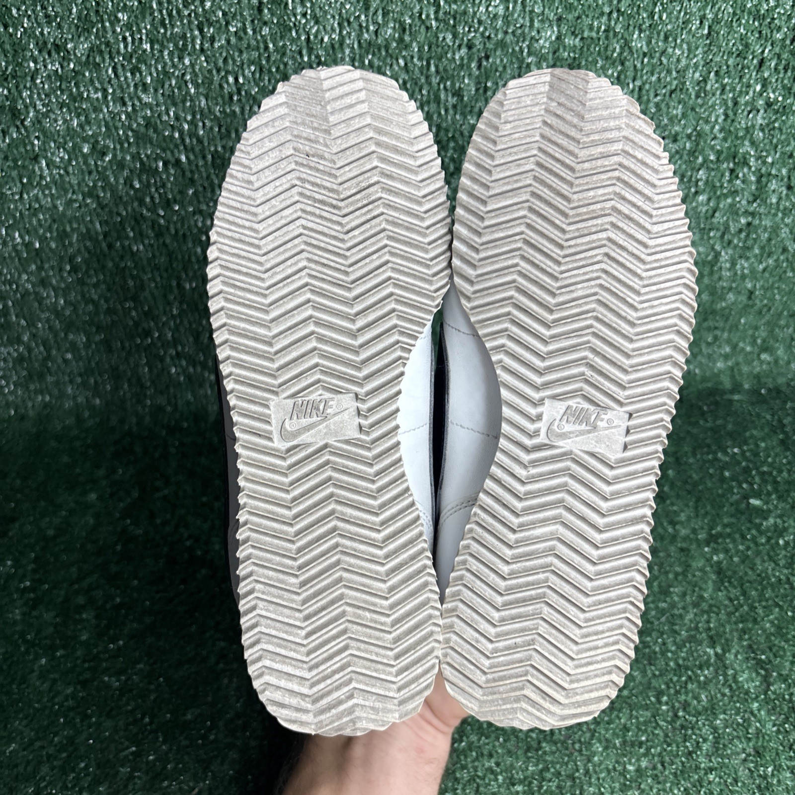 Nike Cortez Classic White Black Panda Women's Size 6.5 (5Y) thumbnail 8