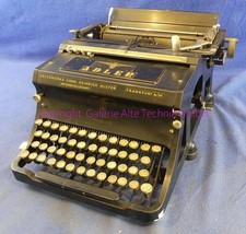 Adler Modell 25 Nr. 581444 - Schreibmaschine alt antik - Samlg. GAT 2051