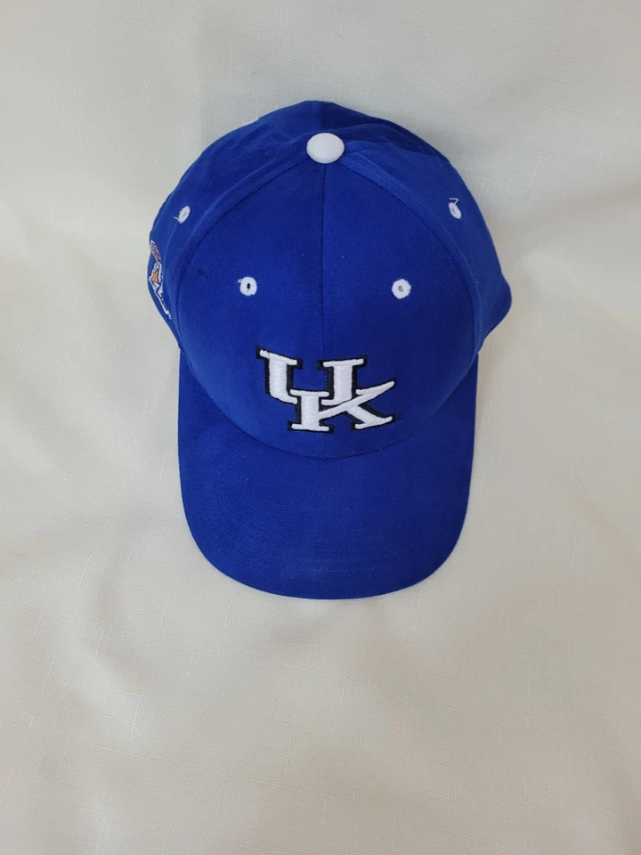 University of Kentucky Hat/Baseball Cap *One Size* adjustable blue - Image 4 of 4