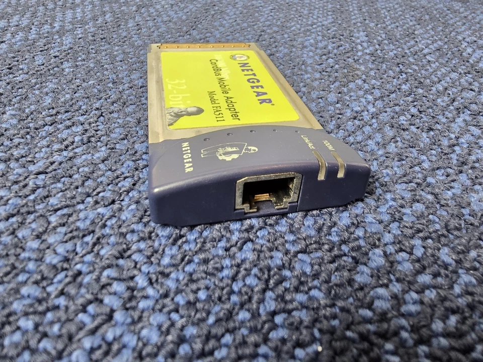 Netgear CardBus Notebook Adapter 10/100Mbps Fast Ethernet FA511 32-Bit - Image 2 of 3