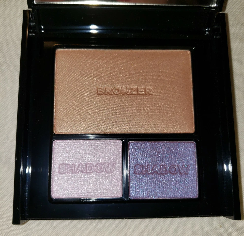 Victoria's Secret Eye Shadow DRAMATIC AND SMOKY FACE AND EYE TRIO MIRROR COMPACT - Image 2 of 2