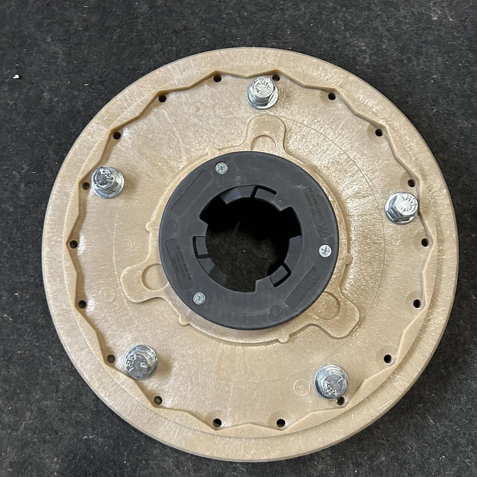 Placa de moagem de concreto Diamond Tools para máquinas de balanço, com 5 rodas de xícara, 17" - Imagem 2 de 3