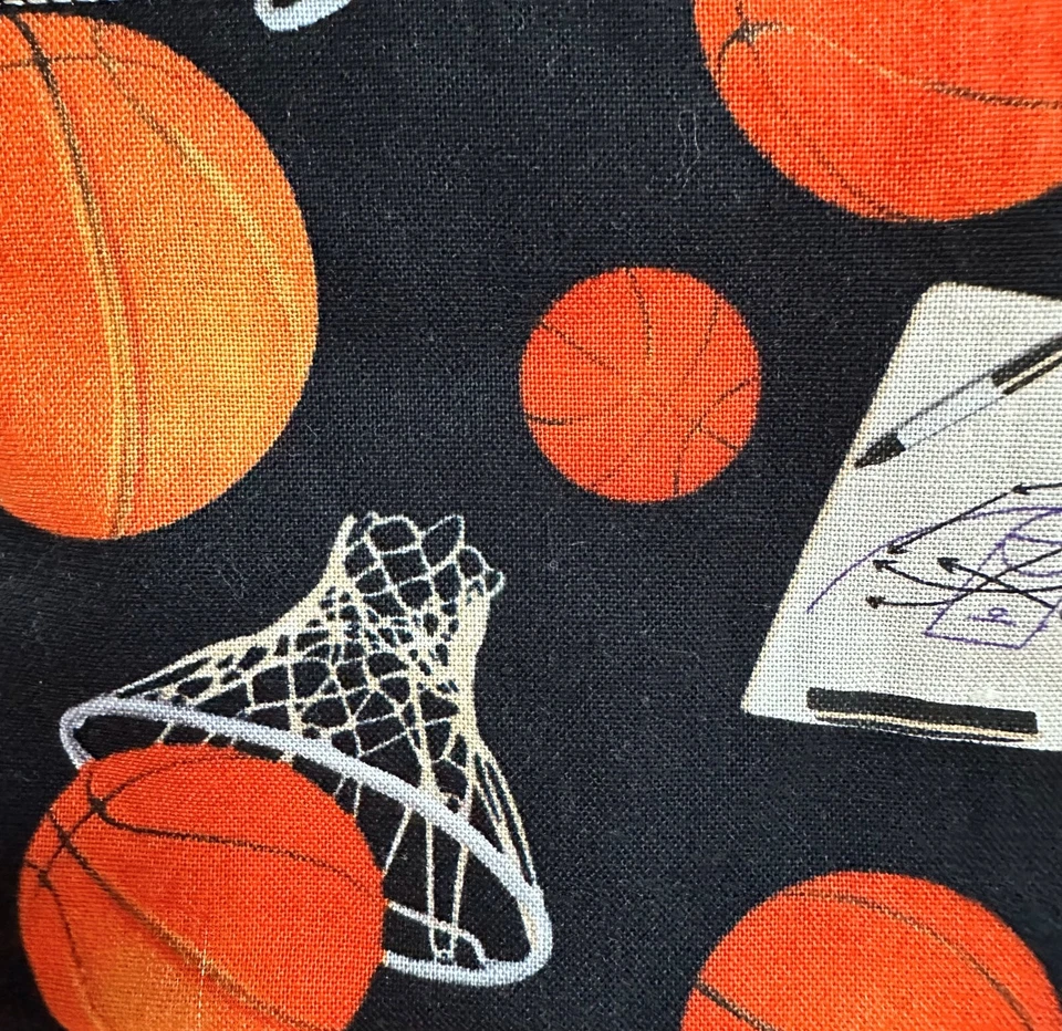 Toalla de mano negra de baloncesto - tema deportivo - acento hecho a mano Foto 2 de 2