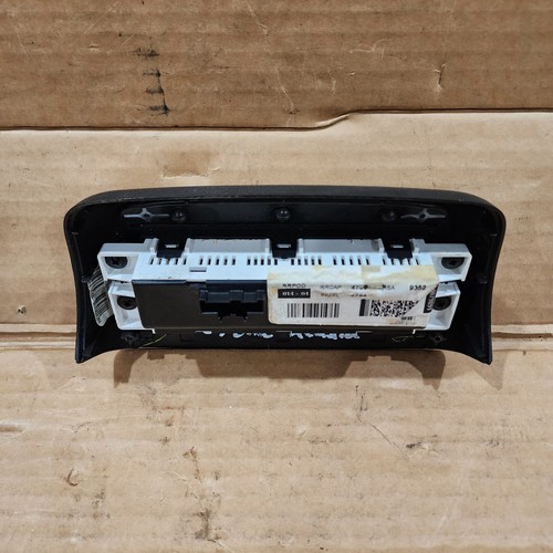 2007 - 2012 GMC Acadia Rear Heater & Air Conditioner Temperature Climate Control - Picture 4 of 6
