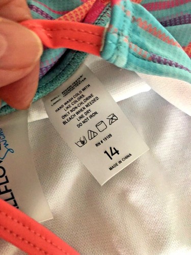 New WALLFLOWERS SWIMSUIT Girl 14 M Pink Purple Blue AZTEC Swimsuit Suit 1 PC - Picture 8 of 10