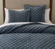 Velvet Lattice Handcrafted Quilt