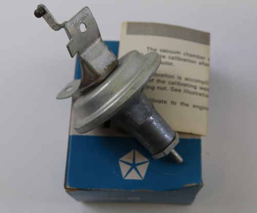 NOS MOPAR 1963-1968 Plymouth Dodge w/6 CYL DISTRIBUTOR VACUUM CONTROL 2098197