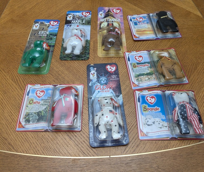 mcdonalds happy meal toys beanie babies rare  Lot Of 8 International Set