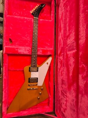 Epiphone Korina Explorer Aged E-Gitarre