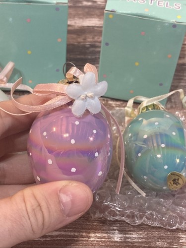 Vintage MIB Russ Pretty Pastels Pearlized Glass Egg Ornaments Lot of 6 - Picture 7 of 10